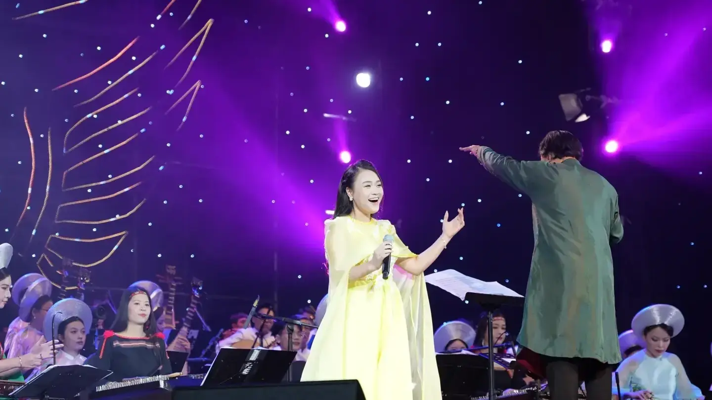 'Đất mẹ yêu thương': Bản hòa ca của lòng tự hào